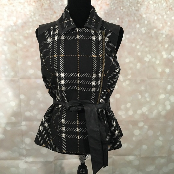 CaBi Grid Plaid Zip Up Vest - Picture 1 of 9